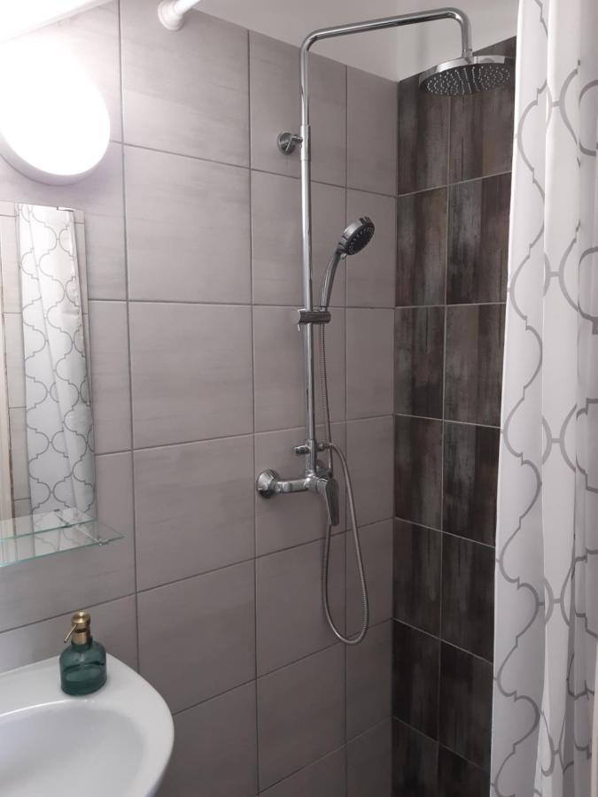 גיולה Nora Apartman מראה חיצוני תמונה