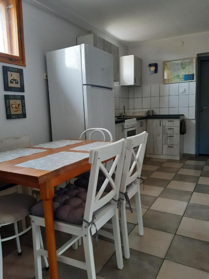 גיולה Nora Apartman מראה חיצוני תמונה